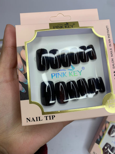 PINK KEY NAILS